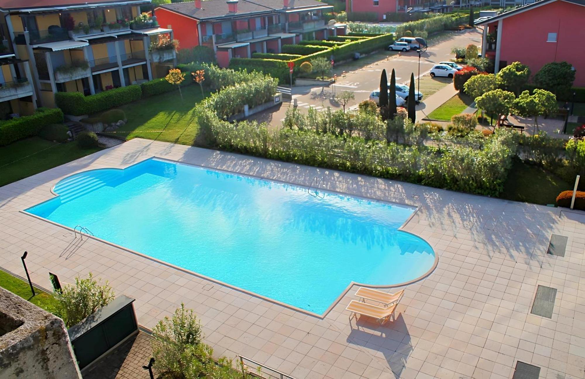 Desenzanoloft Official Partner Marriott Homes & Villas - Paradise Lake View In A 5 Pools Exclusive Residence Десенцано дел Гарда Екстериор снимка